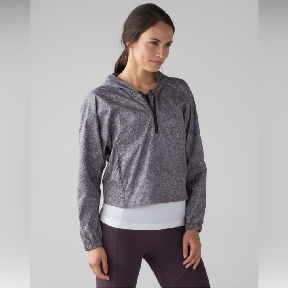 lululemon - I Put A Shell On You Rain Jacket
Sea Spray Alpine White Dark Chrome